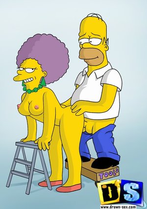 Slutty selma sucking dudes