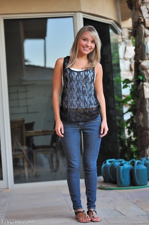 Teen Amie first time