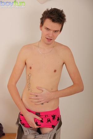 Young tattooed twink spews