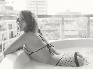 White girl nice tits