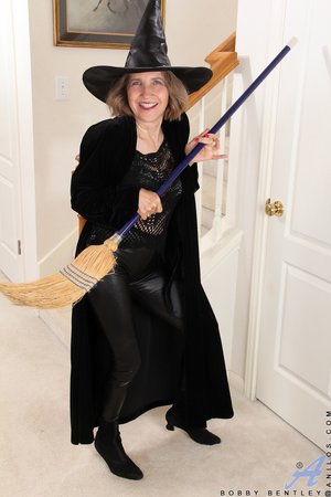 Horny granny wears witch