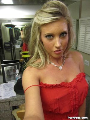Insanely hot blonde rides and and cums fast in a home video