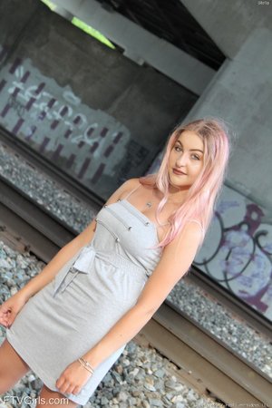 Non nude teen
