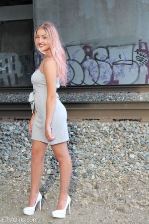 Non nude teen