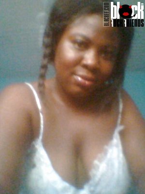Amateur chubby girl tits