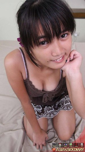 Asian Blowjob Porn Pics at PornPicturesHQ image