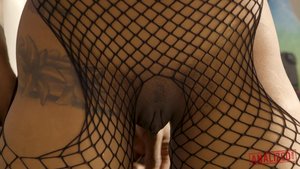 Athletic petite ebony creampie
